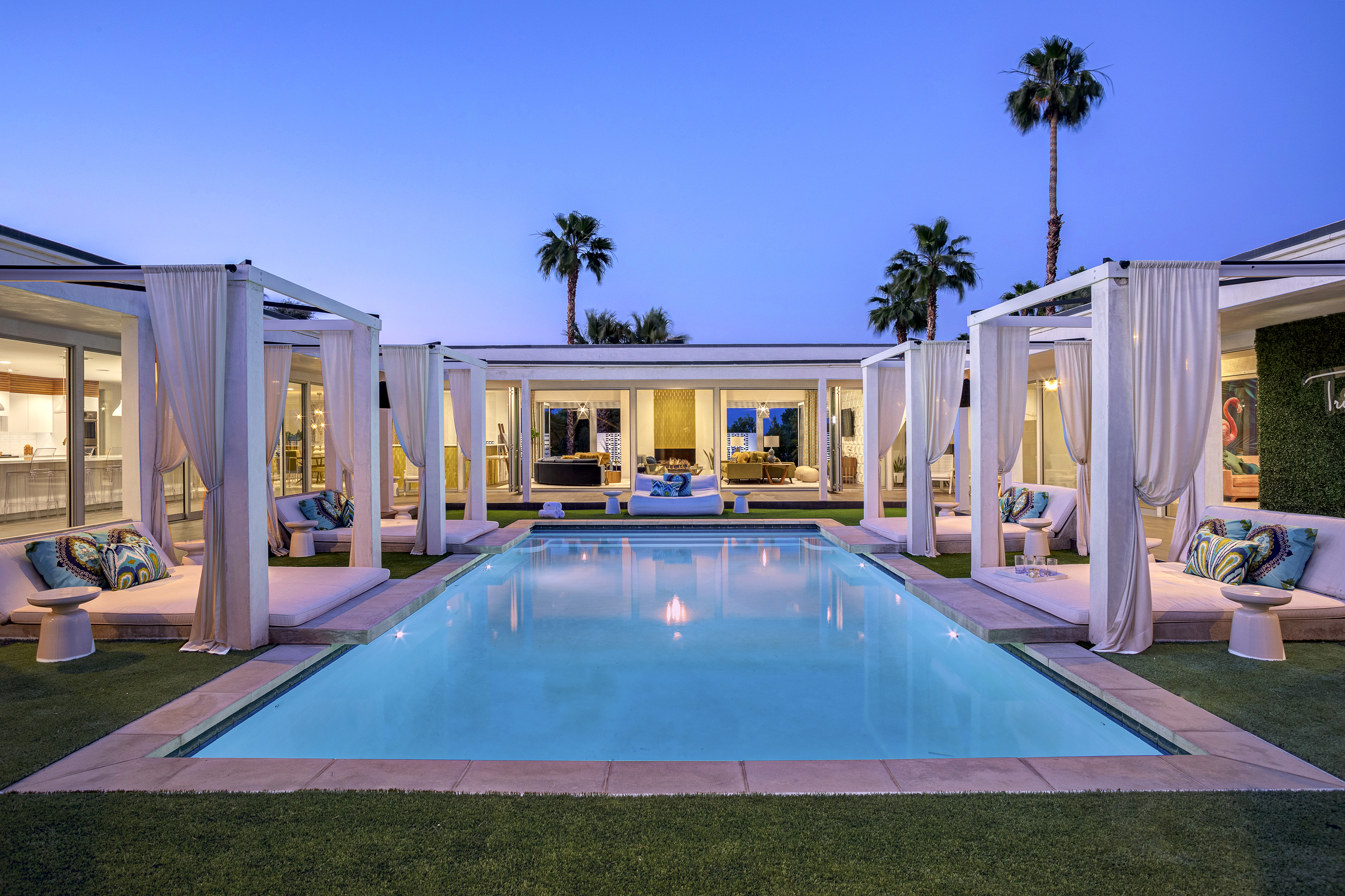 Luxury pool estate in Coachella Valley